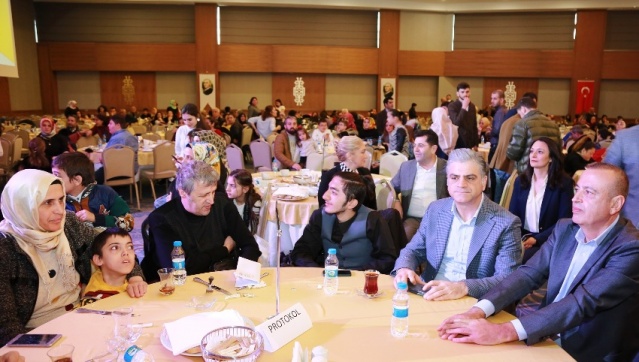 Battal İlgezdi, Ataşehirde Engellilerle Buluştu 2019