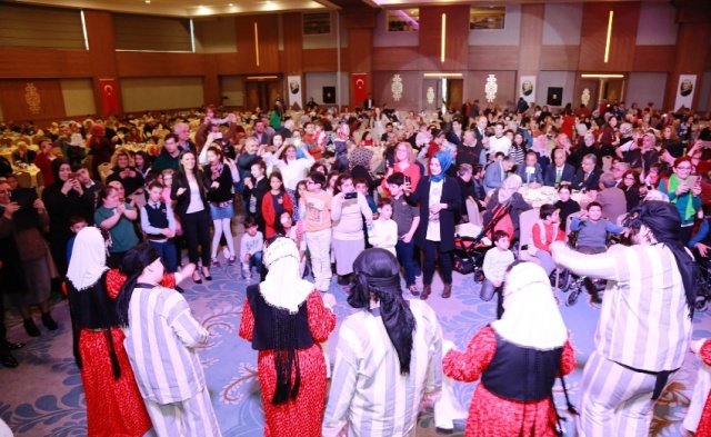 Battal İlgezdi, Ataşehirde Engellilerle Buluştu 2019