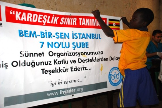 BEM-BİR-SEN’ İN ŞEFKAT ELİ AFRİKA’ DA
