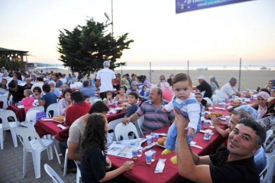BEYKOZ SOKAK İFTARLARI