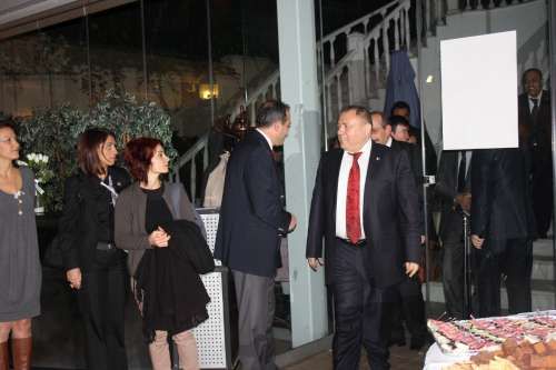 BEYOĞLU ÖĞRETMENEVİ, RESİM SERGİSİ