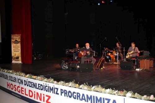 BÜLENT ORTACGİL SULTANBEYLİ KONSERİ
