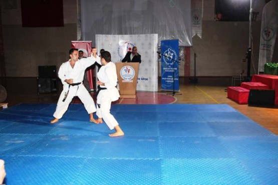 Çankırı'da Başarılı Sporculara ödül verildi