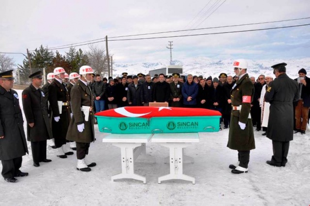 Kore Gazisi Ali Öz Son Yolculuğuna Çankırı'da Uğurlandı
