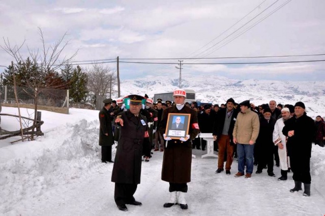 Kore Gazisi Ali Öz Son Yolculuğuna Çankırı'da Uğurlandı