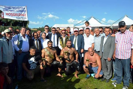 Çankırı yapraklı Yağlı Güreşleri 2014