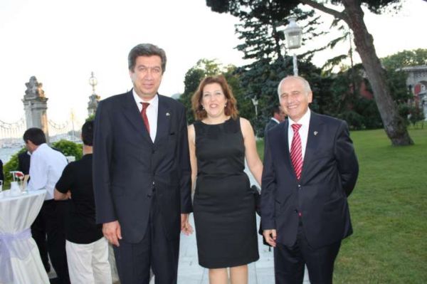 ÇANKIRILILAR VAFININ  25 . YILINI DOLMABAHÇE SARAYINDA  KUTLANDI