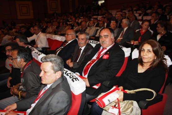 chp-Atasehir-2-olgan-kongre- Mahmut- Altinkaynak