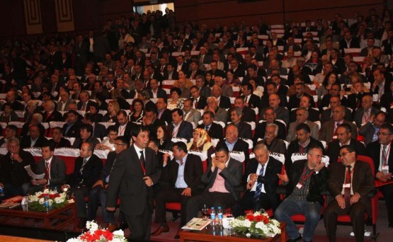chp-Atasehir-2-olgan-kongre- Mahmut- Altinkaynak