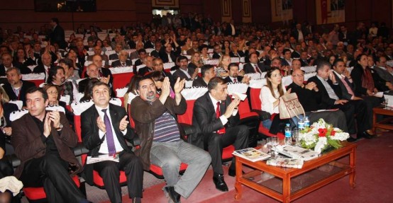 chp-Atasehir-2-olgan-kongre- Mahmut- Altinkaynak