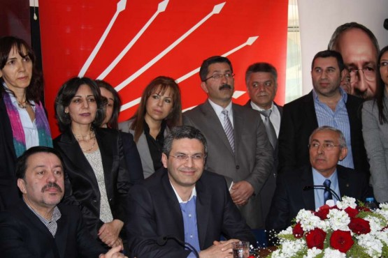 CHP ATAŞEHİR İLÇE GÖREV TESLİM TÖRENİ