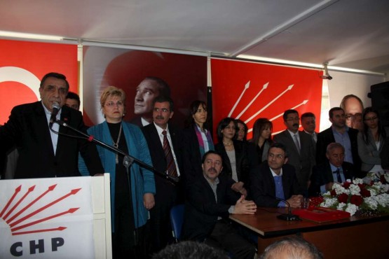 CHP ATAŞEHİR İLÇE GÖREV TESLİM TÖRENİ
