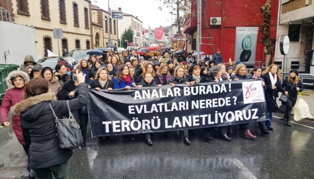 CHP'li Kadınlar Terörü Lanetlemek İçin yürüdü