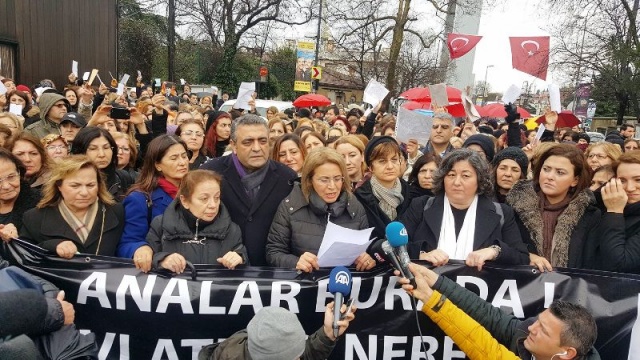 CHP'li Kadınlar Terörü Lanetlemek İçin yürüdü