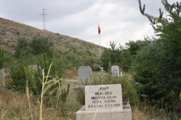 ÇÖREKÇİLER KÖYÜ MEZARLIĞI 2011