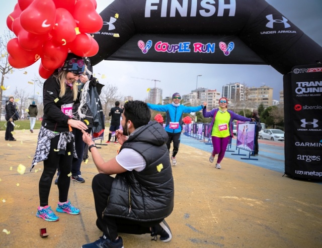 Couple Run Sevgililer GünüEl Ele Caddebostan 2017
