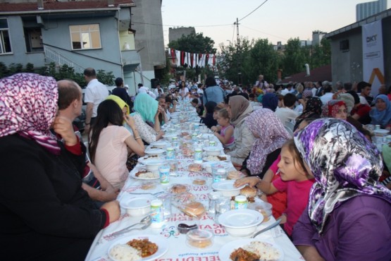 DKY İnşaat, Ataşehir Belediyesi, Yenisahra İftarı 2014