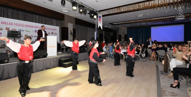 Down Sendromlu Aşçılar Sertifikalarını Aldılar