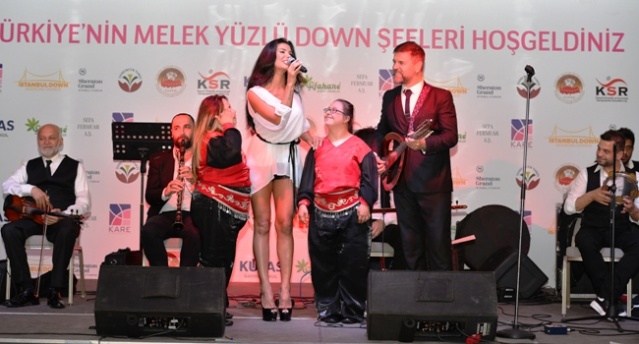 Down Sendromlu Aşçılar Sertifikalarını Aldılar