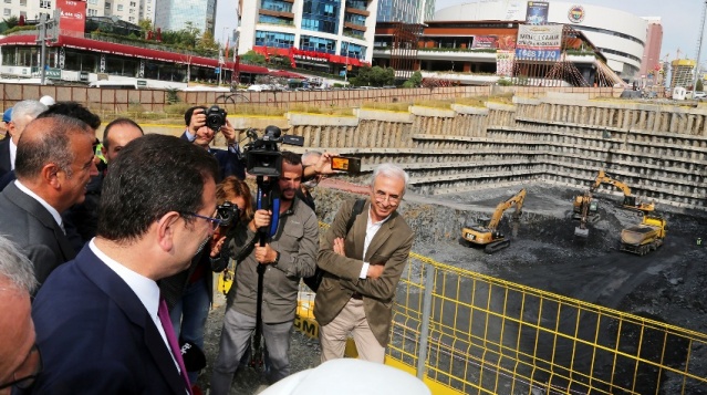 EKREM İMAMOĞLU, ATAŞEHİR BELEDİYESİ’Nİ YİYARET ETTİ