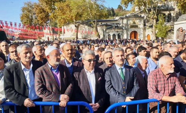 AK Partili Emin Akbaşoğlu'nun annesi son yolculuğuna uğurlandı