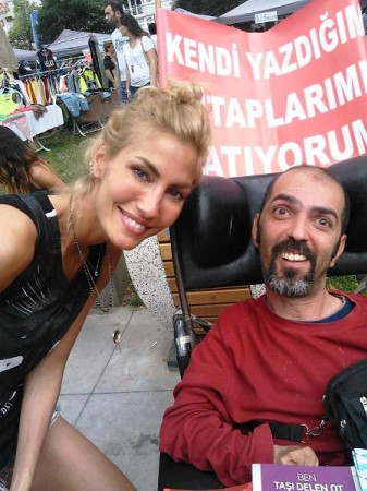 Erdal Yalçın, Yazar