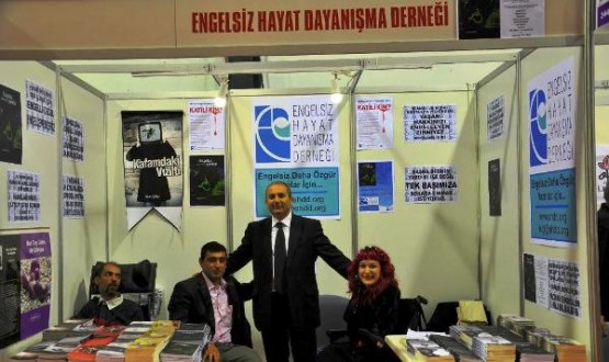 Erdal Yalçın, Yazar