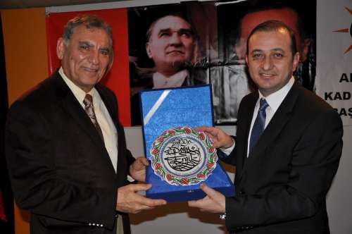 DOĞU ERBİL, FASLI SİYASET