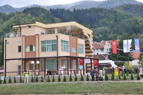 FOJNİCA ÜMRANİYE KÜLTÜR MERKEZİ BOSNA