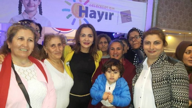 Gamze Akkuş İlgezdi Mustafa Kemal Mahallesi Referandum Çalışması 2017
