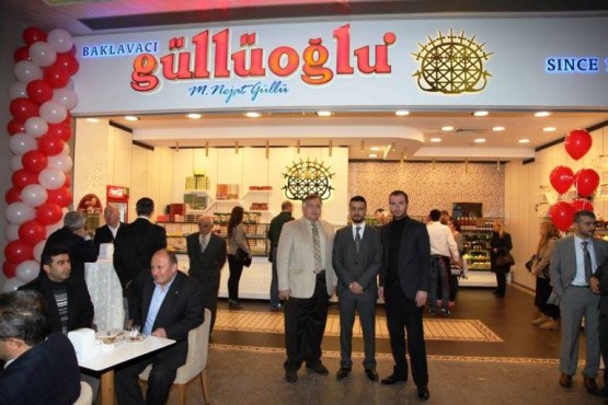 Güllüoğlu Ataşehir Brandium AVM Şubesi, Açılış Fotoları