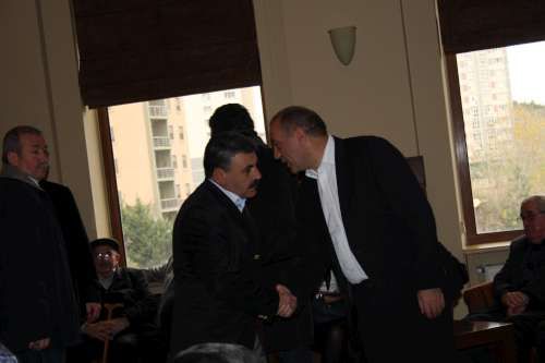 GÜRSEL TEKİN, ANNESİNİN MEVLÜT YEMEĞİ ATAŞEHİR