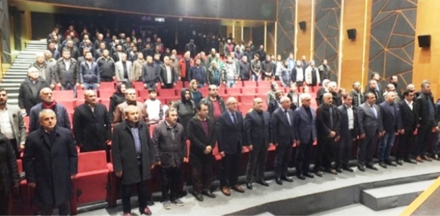 Ataşehi'de Kuş Yetiştiricileri Ödüllerini Aldılar