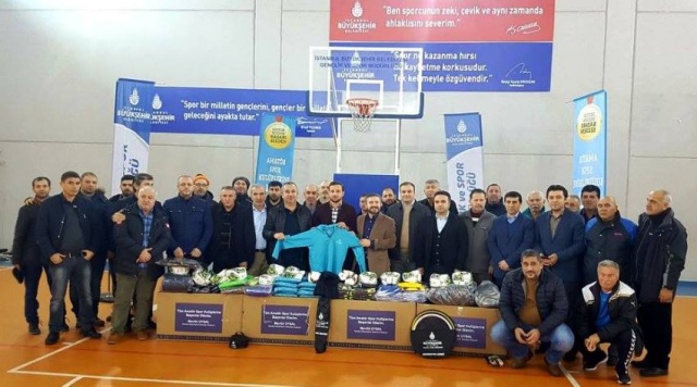 İBB, Atasehir'de Bulunan Amatör Spor Kulüplerine Yardım dağıttı