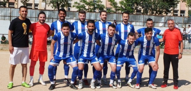 İÇERENKÖY İDMAN YURDU NAMAĞLUP UNVANIYLA ŞAMPİYON OLDU