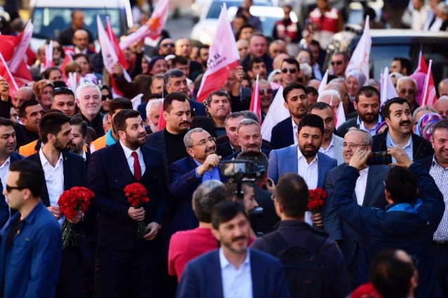 Ak Parti Ataşehir Belediye Başkan Adayı İsmail Erdem. Yenisahra Barbaros Sevgi Yürüyüşü 2019