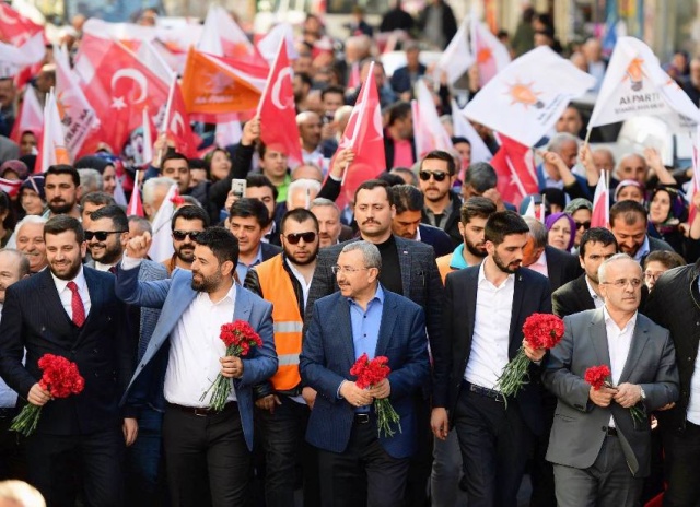 Ak Parti Ataşehir Belediye Başkan Adayı İsmail Erdem. Yenisahra Barbaros Sevgi Yürüyüşü 2019