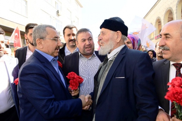 Ak Parti Ataşehir Belediye Başkan Adayı İsmail Erdem. Yenisahra Barbaros Sevgi Yürüyüşü 2019