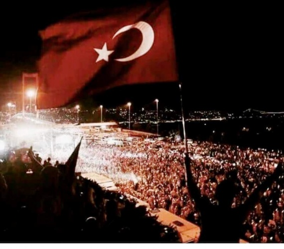 İstanbul Bogaziçi Köprüsü, Darbe girişimi Protesto Yürüyüşü 2016
