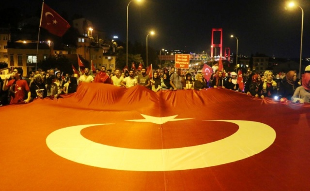 İstanbul Bogaziçi Köprüsü, Darbe girişimi Protesto Yürüyüşü 2016