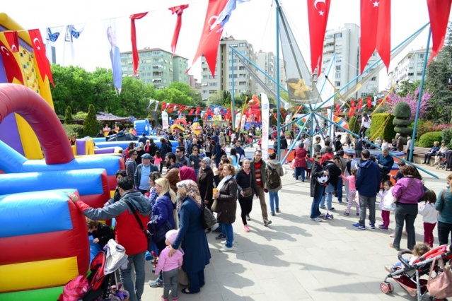 Kadıköy 23 Nisan Ulusal Egemenlik Çocuk Bayramı Etkinlikleri 2017
