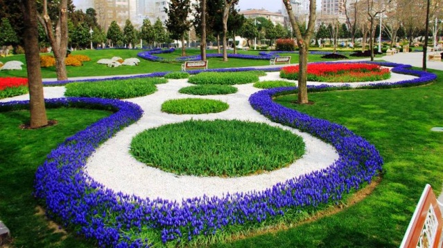 Kadıköy Göztepe Parkı Lale Resimleri 2017