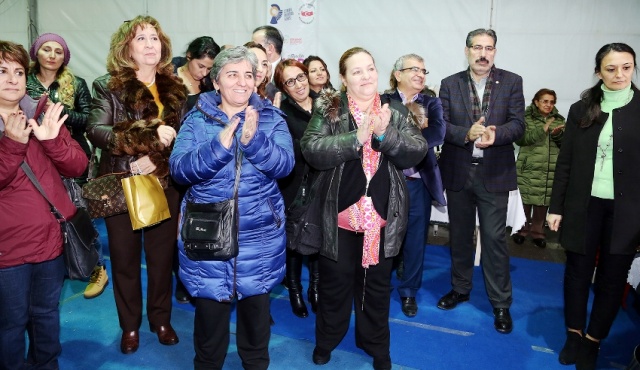 ATAŞEHİR'DE KADIN ELİ ÇADIRI AÇILDI