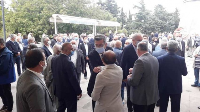 Kadir Gökmen Öğüt'ün Babası Vefat Etti
