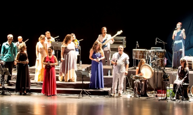 CANDAN ERÇETİN VE KARDEŞ TÜRKÜLER