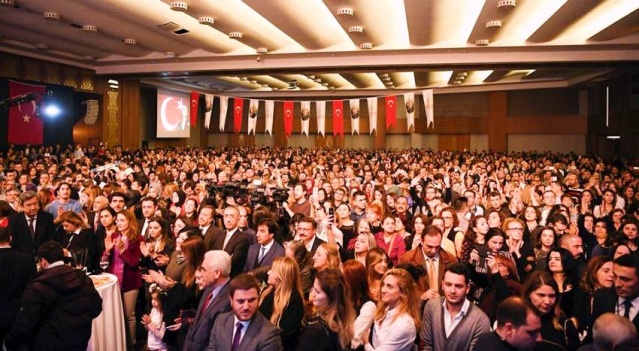 Kılıçdaroğlu Ataşehir'de öğretmenlerle buluştu