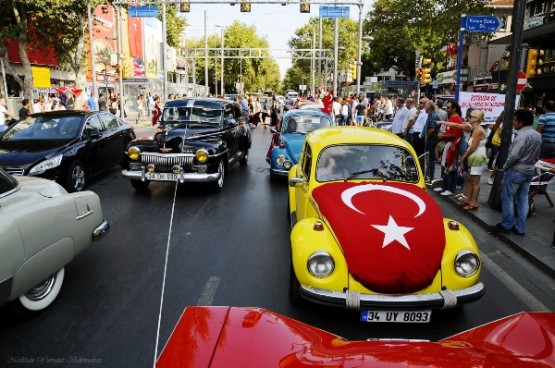 Klasik Arabalar 30 Ağustos Konvoyu 2014