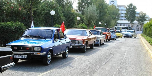 Klasik Otomobil Fotoları 2016