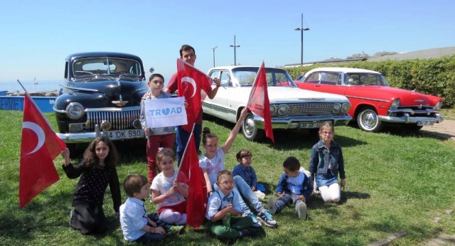 Klasik Otomobillerle 23 Nisan Konvoyu 2018