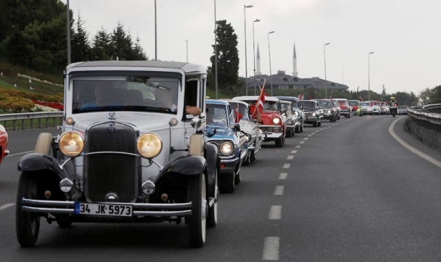 KÖPRÜDE ATATÜRK’LÜ KONVOY